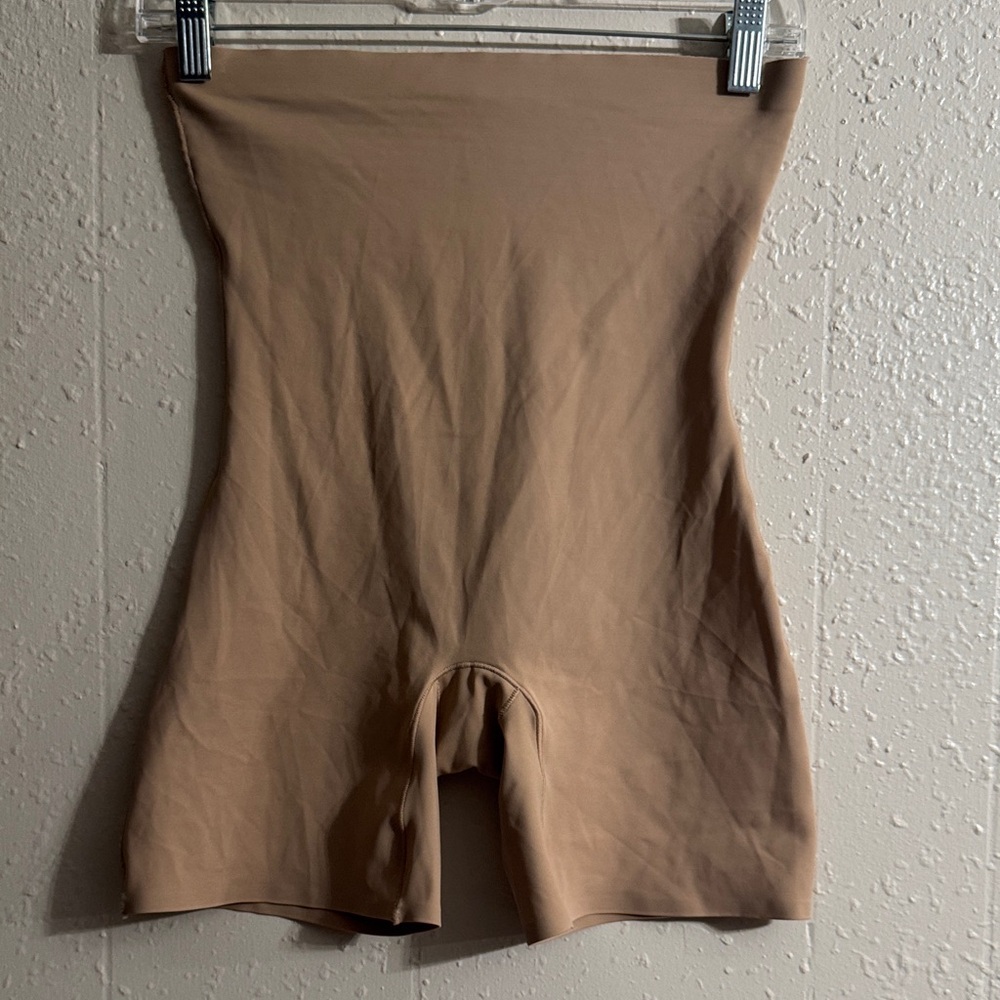 Youmita High-Waisted Shapewear in Beige